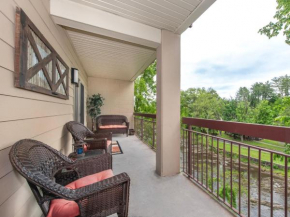 River Rush Cedar Lodge 301